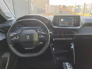 Peugeot e-208 EV Active Pack 50 kWh | Cruise control | Navigatiesysteem | Keyless start | DAB | LM Velgen | 100% Elektrisch | SOH 95,6 %