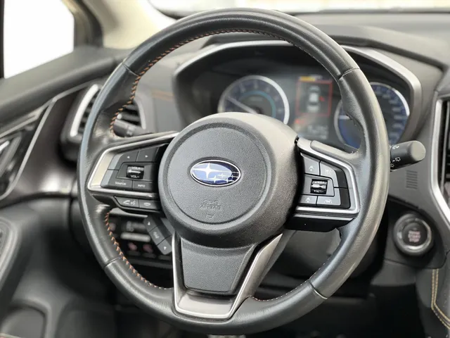 Subaru XV 2.0i e-BOXER Premium Automaat | Apple Carplay & Android Auto | Elek. Schuif/Kantel Dak | Climate Control | Lichtmetalen Velgen