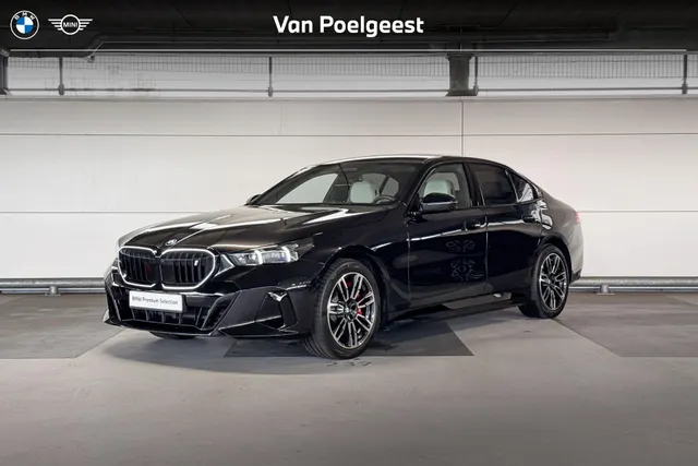 BMW i5 Sedan