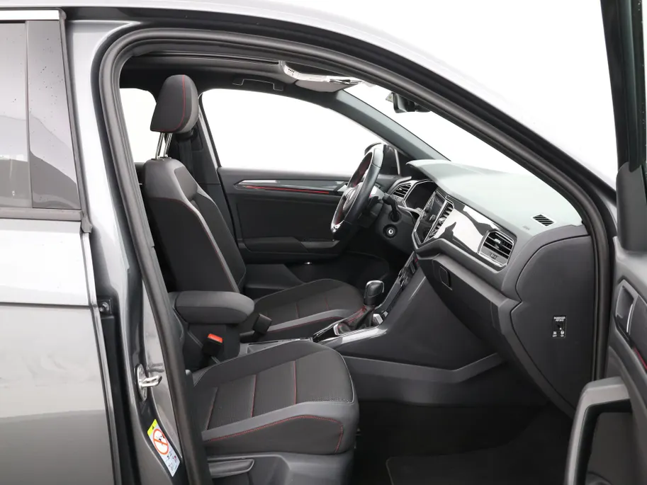 Volkswagen T-Roc 1.5 TSI 150pk DSG Sport · Panoramadak · Camera · Stoelverwarming · Elek. Achterklep · ACC · Dodehoeksensor ·