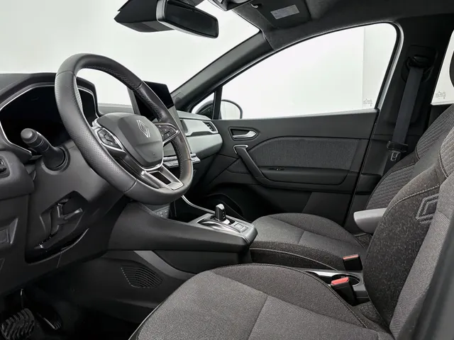 Renault Captur 1.8 E-Tech full hybrid 160 techno | CAMERA | NAVI