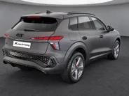 Audi Q3 e-hybrid S edition 272 PK · Tech pro · Trekhaak elek. wegklapbaar · Glazen panoramadak