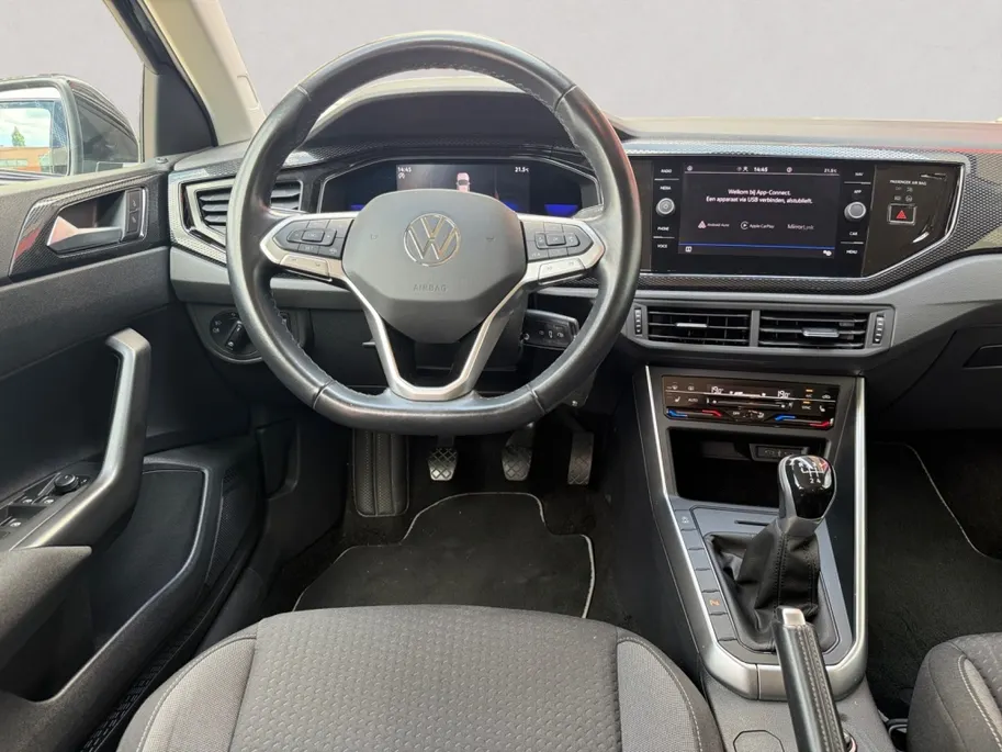 Volkswagen Polo 1.0 TSI R-Line Apple/Android | Camera | cruise control