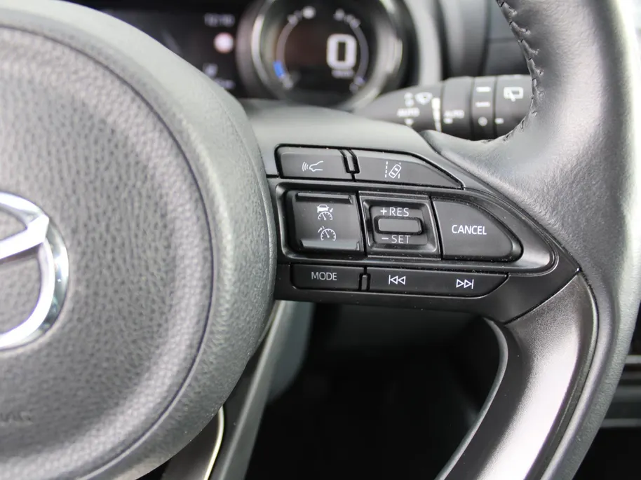 Mazda 2 Hybrid 1.5 Agile | Comfort pakket | 15' LM | Stoelverwarming | Apple Carplay/Android Auto |
