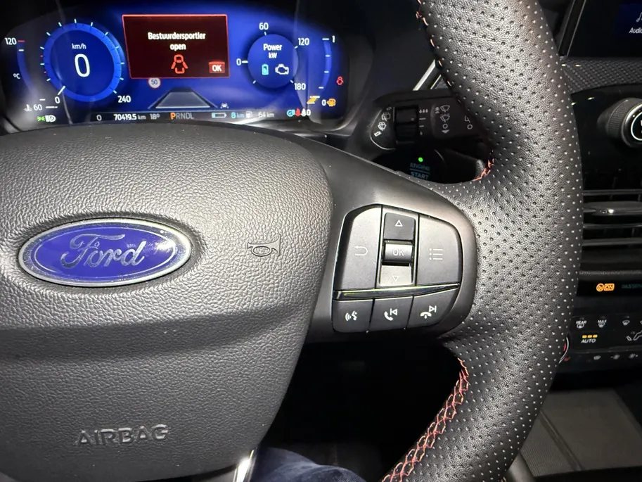 Ford Kuga 2.5 PHEV ST-Line X 225pk | Trekhaak | BLIS | B&O | Winterpack | 19'' lichtmetalen velgen