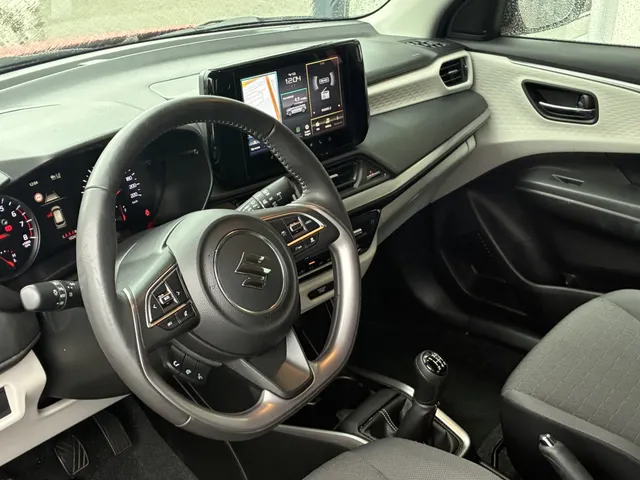 Suzuki Swift 1.2 Style Smart Hybrid
