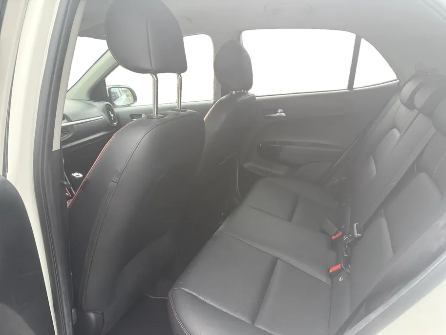 Kia Picanto 1.0 T-GDI GT-Line | Camera | Apple Carplay/Android Auto | Stoel/Stuur Verwarming | Cruise Control | Climate Control | Navigatie | 12 Maanden Bovag Garantie