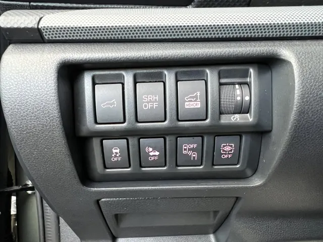 Subaru Forester 2.0i e-BOXER Luxury Automaat | Apple Carplay & Android Auto |