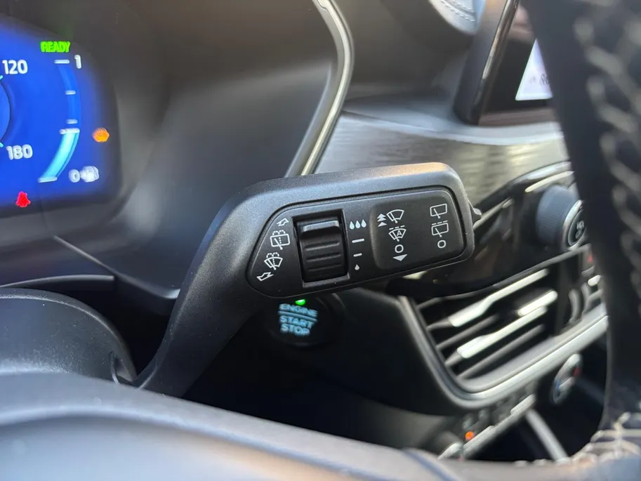 Ford Kuga 2.5 PHEV Vignale | Panoramadak | Trekhaak | Winter Pack | Driver assistance Pack | Elektr. Achterklep | Lederen Elektr. stoelen | 12 maanden garantie! |