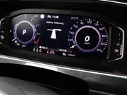 Volkswagen Tiguan 1.4 TSI eHybrid 245pk DSG R-Line Business · Camera · Dodehoeksensor · Stuur- & Stoelverwarming · Matrix LED · Keyless · 19'Velgen ·