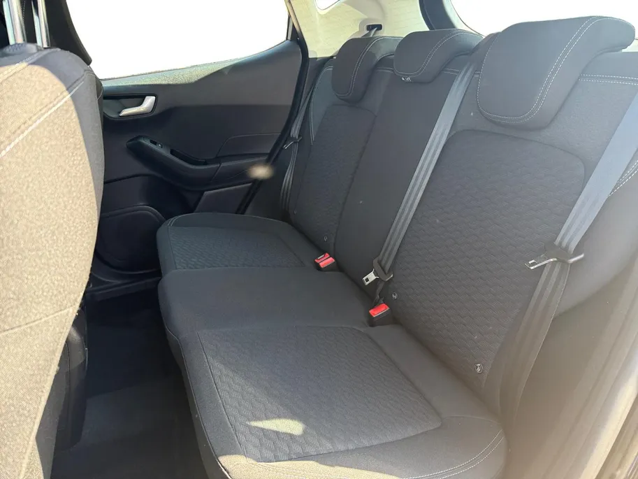 Ford Fiesta 1.0 EcoBoost Hybrid Titanium | NL Auto | Winter Pack | Comfort Pack | Apple Carplay & Android Auto | Cruise Control | PDC |