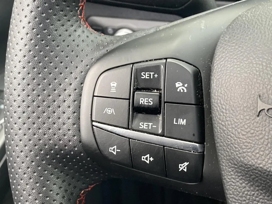Ford Kuga 2.5 PHEV 225 ST-Line X Panoramadak- Driver Asstance Pack - 19inch LM velgen - Draadloos opladen