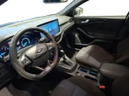 Ford Focus Wagon 1.0 EcoBoost Hybrid ST-Line 125pk automaat | 1500 kg Aanhanggewicht | Navigatie | Cruise control | All season banden