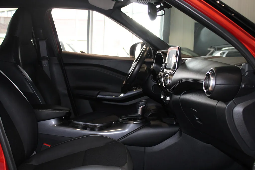 Nissan Juke 1.6 Hybrid N-Connecta | Navigatie | Achteruitrij camera | Parkeersensoren achter | Apple carplay & Android auto | Automaat | Keyless entry | LM wielen |