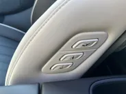 Kia EV9 GT-line AWD 99,8 kwh 7 zits | 385 PK | Geventileerde/verwarmde stoelen | Wireless Carplay & Android auto | 2.500 kg trekgewicht | Meridian | Fabrieksgarantie t/m 19-6-2033 +3x 1 jaar*  | NAP