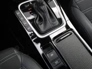 Kia Ceed Sportswagon 1.0 T-GDi MHEV Design Edition | Stuur-/stoelverwarming | Cruise adapt. | Camera | 16' LM | Elek. achterklep | JBL audio | LED |