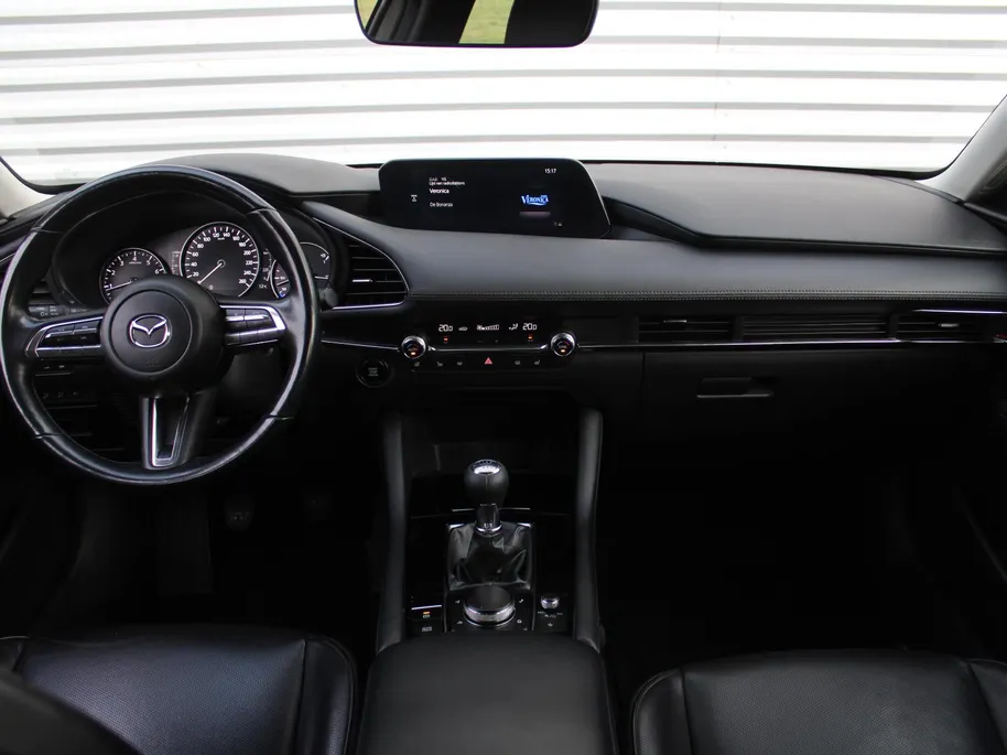 Mazda 3 2.0 e-SkyActiv-G M Hybrid 122PK 6MT Comfort | BTW Auto | Navi | Leder | Keyless | Camera | Elek. Stoelvers. |