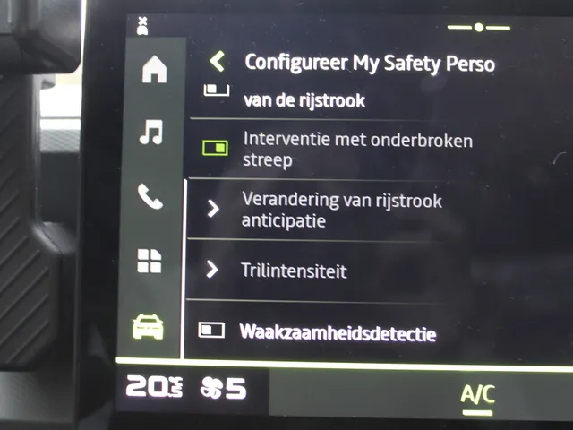 Dacia Duster 1.2 mild hybrid 140 extreme | Trekhaak | Navigatie | Apple CarPlay & Android Auto | DEMONSTRATIE AUTO, VRAAG NAAR BESCHIKBAARHEID