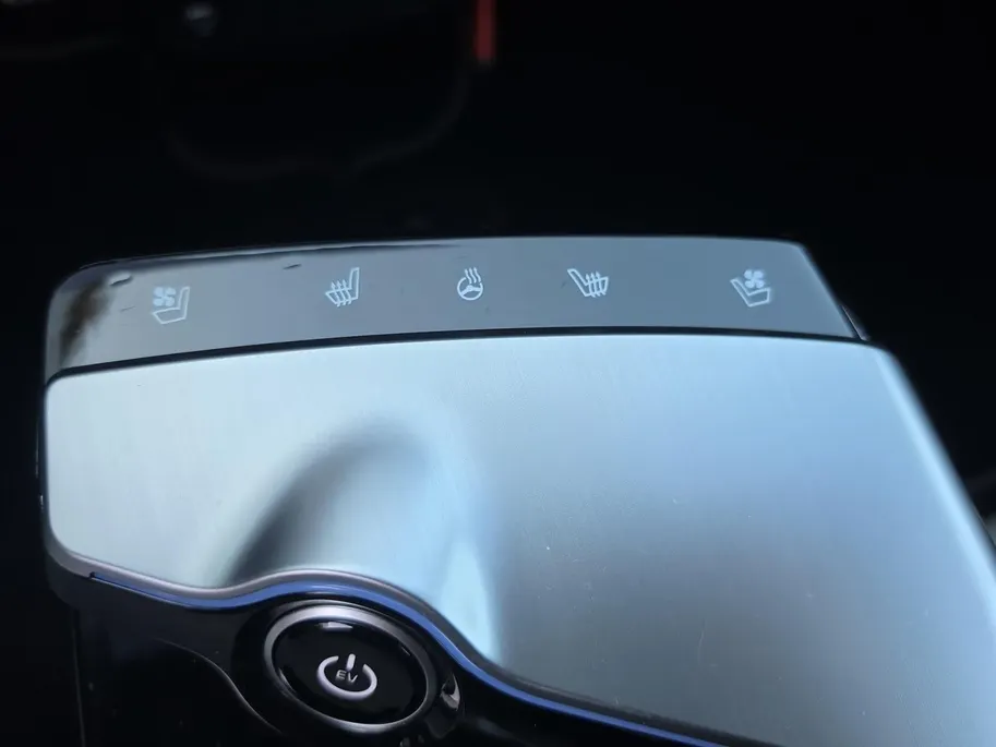 Kia EV6 GT-Line 77.4 kWh | Meridian audio systeem | Elektrische achterklep | Stoelverwarming + ventilatie | Schuif/kantel dak | geheugen functie