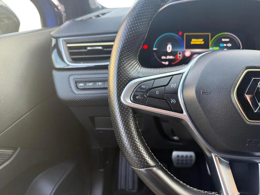 Renault Captur 1.6 E-Tech full hybrid 145 E-Tech engineered | Automaat | Parkeersensoren | Camera | Apple Carplay & Android Auto | Cruise & Climate Control | Navigatie | 12 Maanden BOVAG Garantie