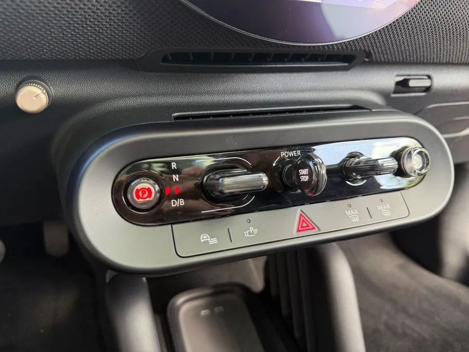 MINI 3-Deurs Cooper E John Cooper Works XL 40.7 kWh BOMVOL | Glassroof | Stoel + stuurverwarming | 360 Camera | Memory functie |