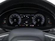 Audi Q7 55 TFSIe 381pk Quattro Pro Line S Panoramadak · Trekhaak · Luchtvering · B&O · Leder Valcona · Elek. Stoelen + Geheugen Bestuurder · 21'' Inch · 360 Camera · SOH 97,2% · · EXTRA INRUILKORTING ·