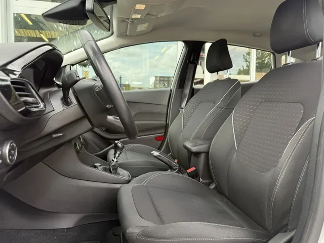Ford Fiesta 1.0 EcoBoost 100pk 5dr Titanium | Camera | Navi | B&O | Verwarmbare voorruit | Apple Carplay & Android Auto | Cruise Control