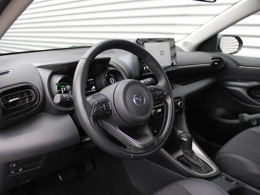Mazda 2 Hybrid 1.5 Agile | Comfort pakket | 15' LM | Stoelverwarming | Apple Carplay / Android Auto |