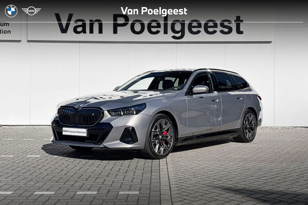 BMW i5 Touring eDrive40 84 kWh