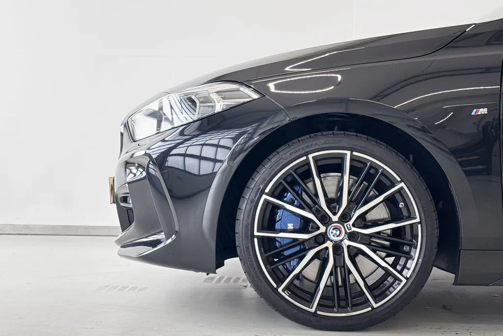 BMW 1 Serie 118i Business Edition M Sport Plus Pack