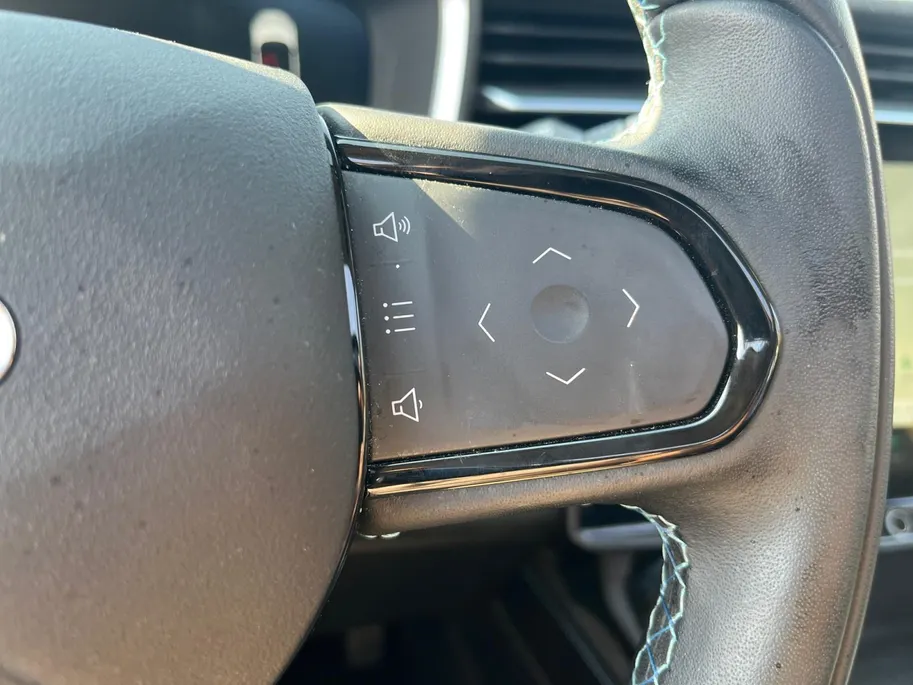 Lynk & Co 01 1.5 PHEV autom. 260pk Panodak | LED | 20' | CarPlay | Stoelverwarming | etc.