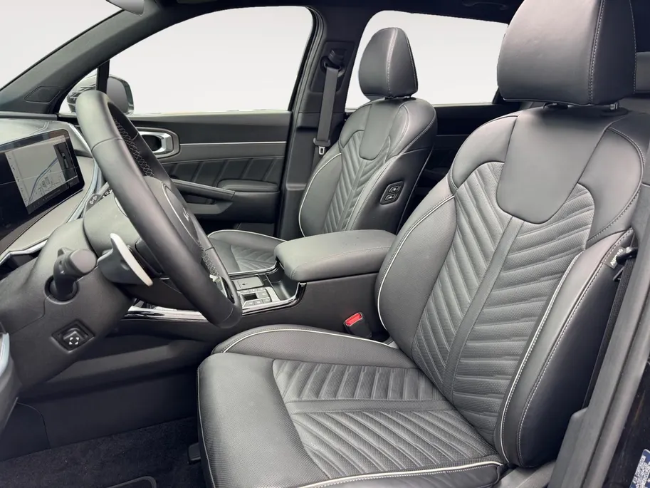 Kia Sorento 1.6 T-GDi Plug-in Hybrid 4WD ExecutiveLine 7p | 360Gr camera | Navigatie | Climate control | Stoel verwarming + Ventilatie | Stoel geheugen | Schuif/ kanteldak