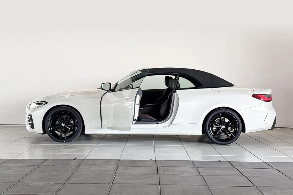 BMW 4 Serie Cabrio 420i High Executive M Sportpakket
