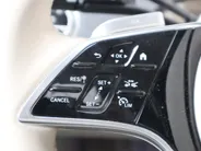 Mercedes-Benz E-Klasse Estate 300 e Exclusive Line l Trekhaak l Panoramadak l stoelverwarming l Leder