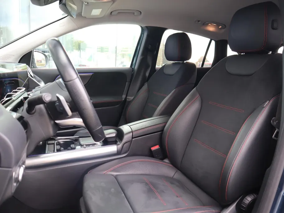 Mercedes-Benz GLA 250 e AMG Line l Trekhaak l Panoramadak l Keyless l Stoelverwarming l Memory
