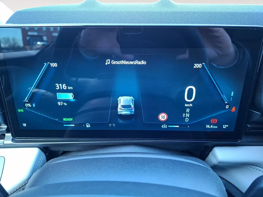 Ford Puma Gen-E 46,8 kWh | Winterpack | Afn. Trekhaak | Driver assistancepack | 17' Lichtmetaal | 360Camera | Adaptive Cruisecontrol | Dodehoekdetectie | Led verlichting | Apple Carplay&Android Auto | Nieuw te bestellen |