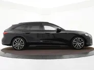 Audi A5 Avant 2.0 299pk S-tronic e-hybrid quattro S edition · 360 Camera · Wegklapbare Trekhaak · Keyless · Apple/Android Car Play · 19'' Inch · Garantie t/m09-07-2029 of 100.000km