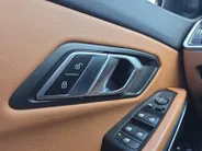 BMW 3 Serie Touring 320e Business Edition Plus | Dealer onderhouden! | 1e Eigenaar | Trekhaak | Achteruitrijcamera | Elektr. Achterklep | Lederen bekleding | Virtual cockpit | 12 maanden garantie