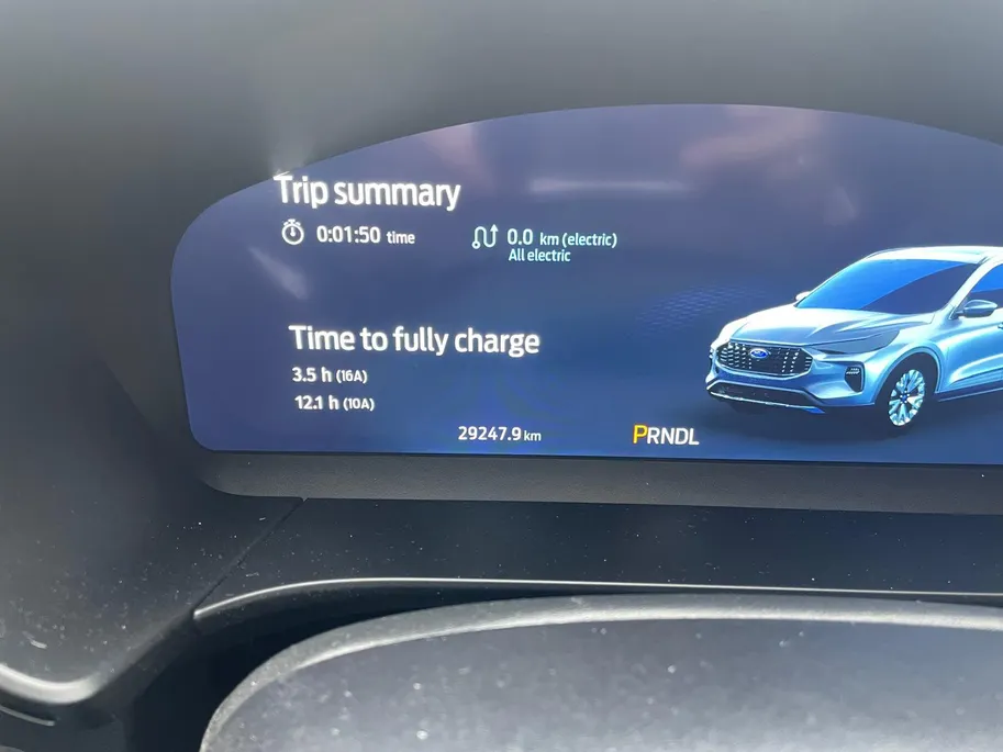 Ford Kuga 2.5 PHEV ST-Line X 243pk automaat | NL auto | Winterpack | Technology pack | Kantel / schuifdak | Trekhaak | 19inch lichtmetalen velgen