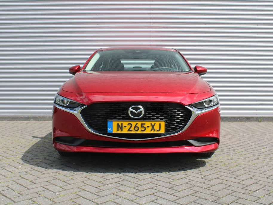 Mazda 3 2.0 e-SkyActiv-G M Hybrid 122 Comfort | Stuur-/stoelverwarming | Camera | Cruise adapt. | Clima | 16' LM | HUD | LED | Dodehoek detectie |