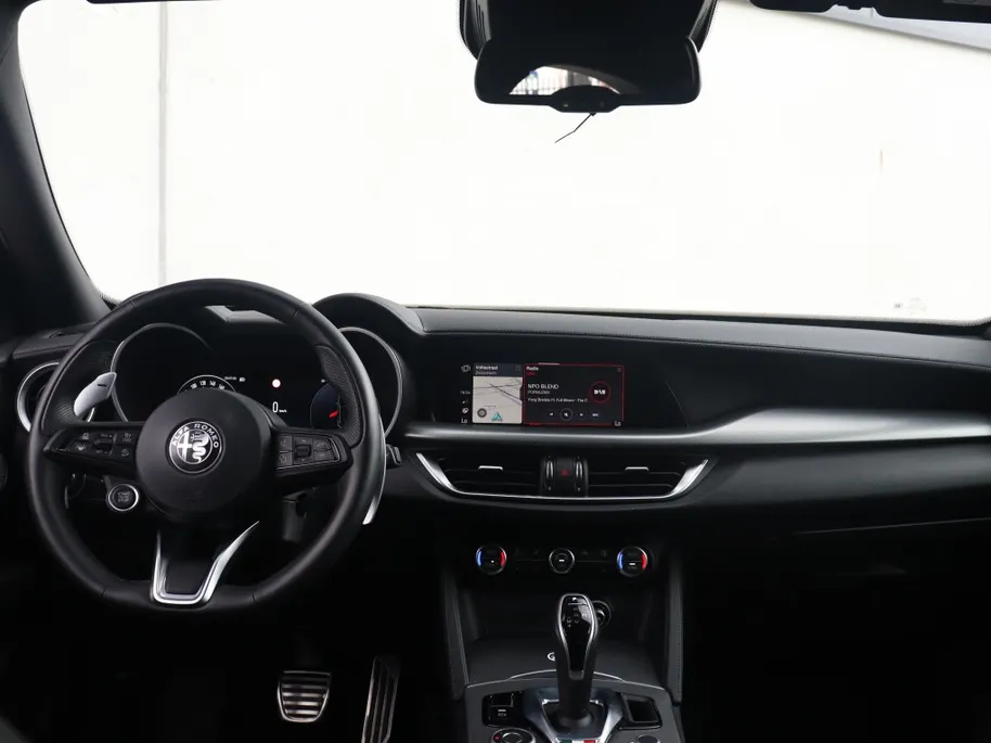 Alfa Romeo Stelvio 2.0 Turbo 280 PK AWD Veloce | Navi | Harman | Driver | BTW | 20'