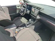 Ford Puma ST-Line | Stoel- stuur en voorruitverwarming | Trekhaak | Kantel / schuifdak | Adaptieve led koplampen | All weather banden
