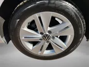 Volkswagen Golf Variant 1.0eTSI/110PK Life DSG · Navigatie · Camera + Parkeersensoren · Apple/Android Car Play · Stoelverwarming · Elektrische stoelverstelling ·