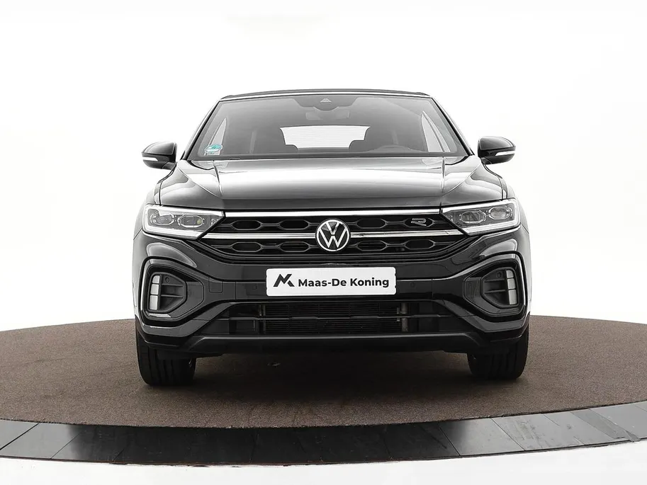 Volkswagen T-Roc Cabrio 1.5 TSI 150pk DSG R-Line · Camera · Apple/Android Car Play · Stoel-& Stuurverwarming · P-Sensoren · 18'' Inch ·