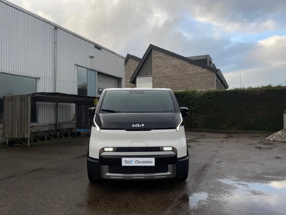 Kia PV5 L2H1 Plus 51.5 kWh | Stoel verwarming | Navigatie |  Climate control | All-Season banden |  4,420L inhoud | DEMO
