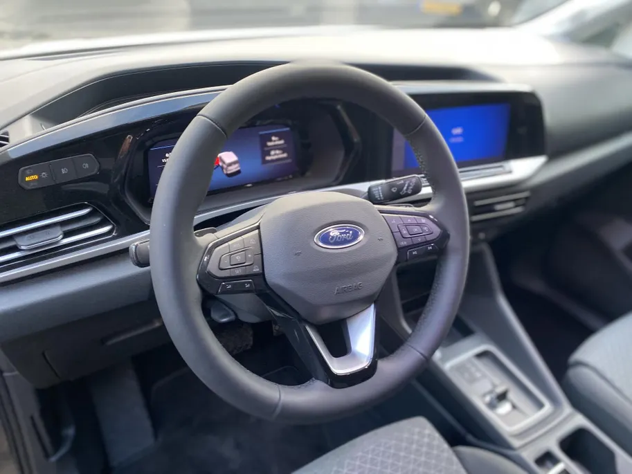 Ford Tourneo Connect Titanium 1.5 PHEV 7 persoons