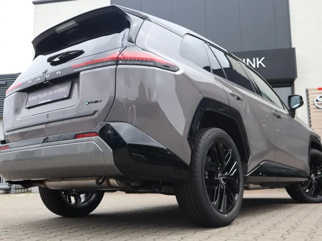Toyota RAV4 2.5 Phev 300 First Edition | Stoel Verwaming/Verkoeling | Stoel Geheugen | NU TE BESTELLEN