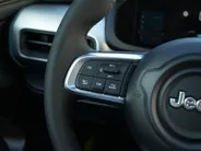 Jeep Avenger 85th Anniversary 54 kWh | Schuifdak | Infotaiment | Navi | 18'