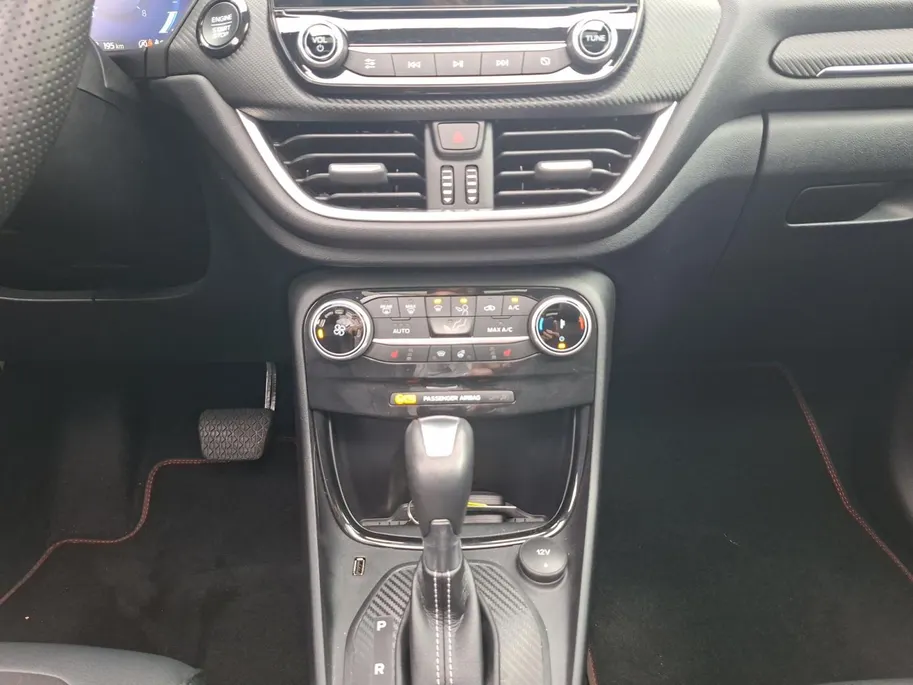 Ford Puma 1.0 EcoBoost Hybrid ST-Line X automaat | Dealeronderhouden | Stoel- stuur en voorruitverwarming | Afneembare trekhaak | 18inch zwarte velgen | Maxton