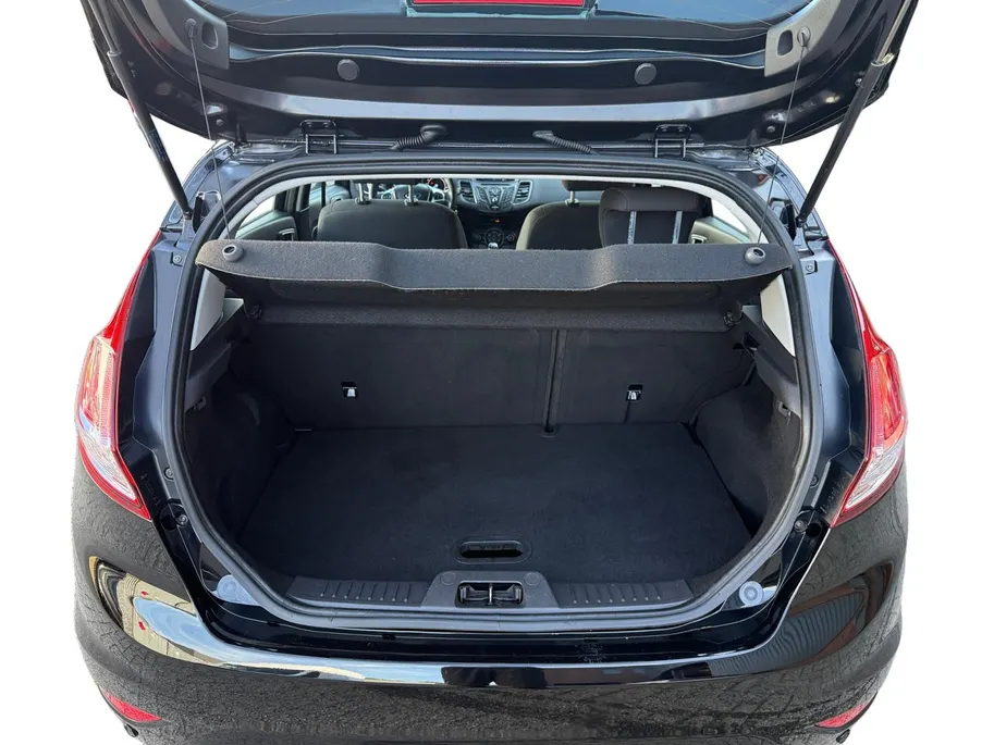 Ford Fiesta 1.0 Style Ultimate | NL Auto | Volledige Historie | Parkeersensoren | Navigatiesysteem | LMV |